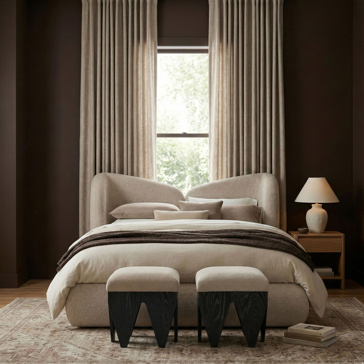 Altair - Fabric Bench - Black Base