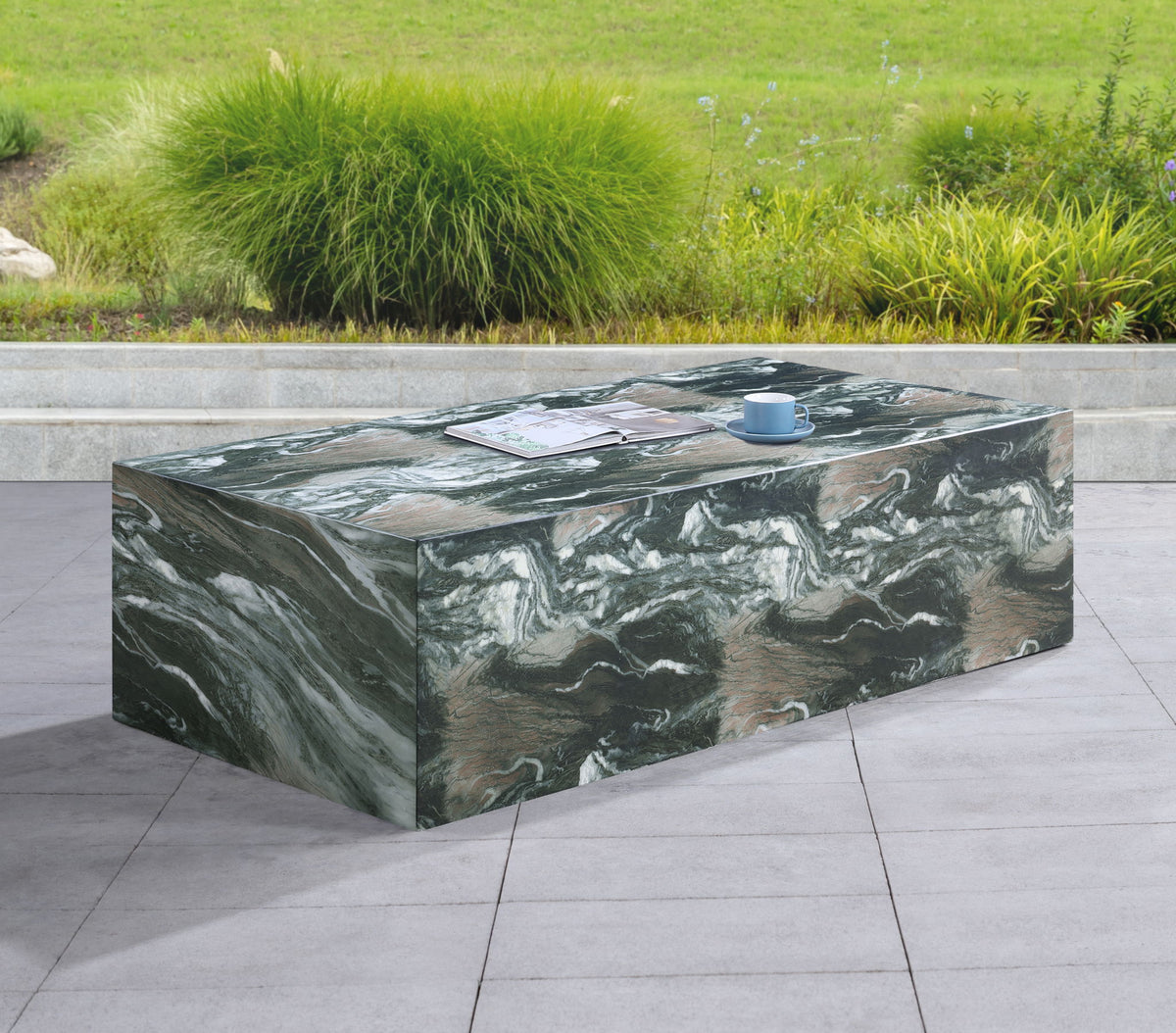 Piazza - Table