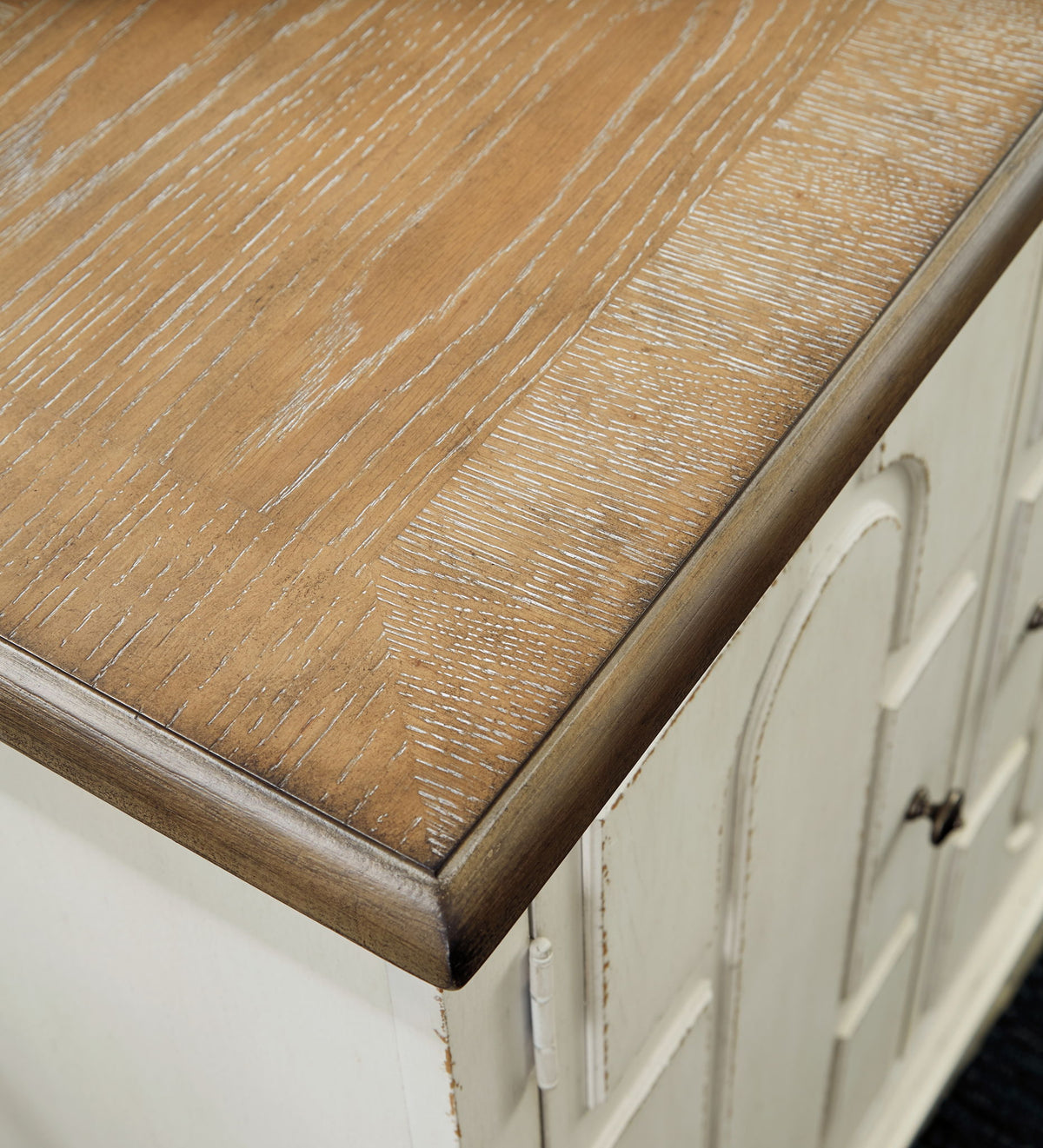 Roranville - Accent Cabinet - Antique White