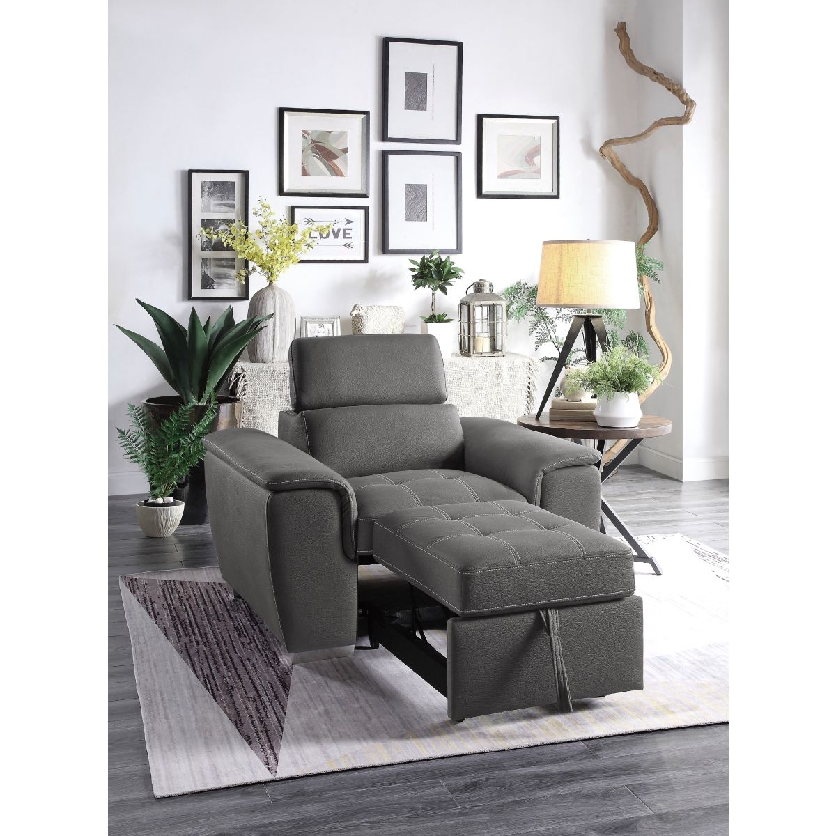 Ferriday - Chair With Pull-Out Ottoman