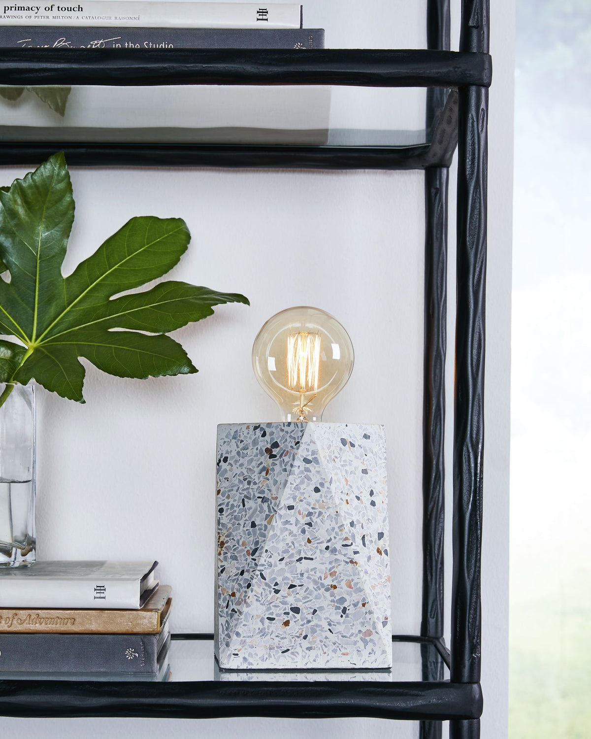 Maywick - Concrete Table Lamp - White