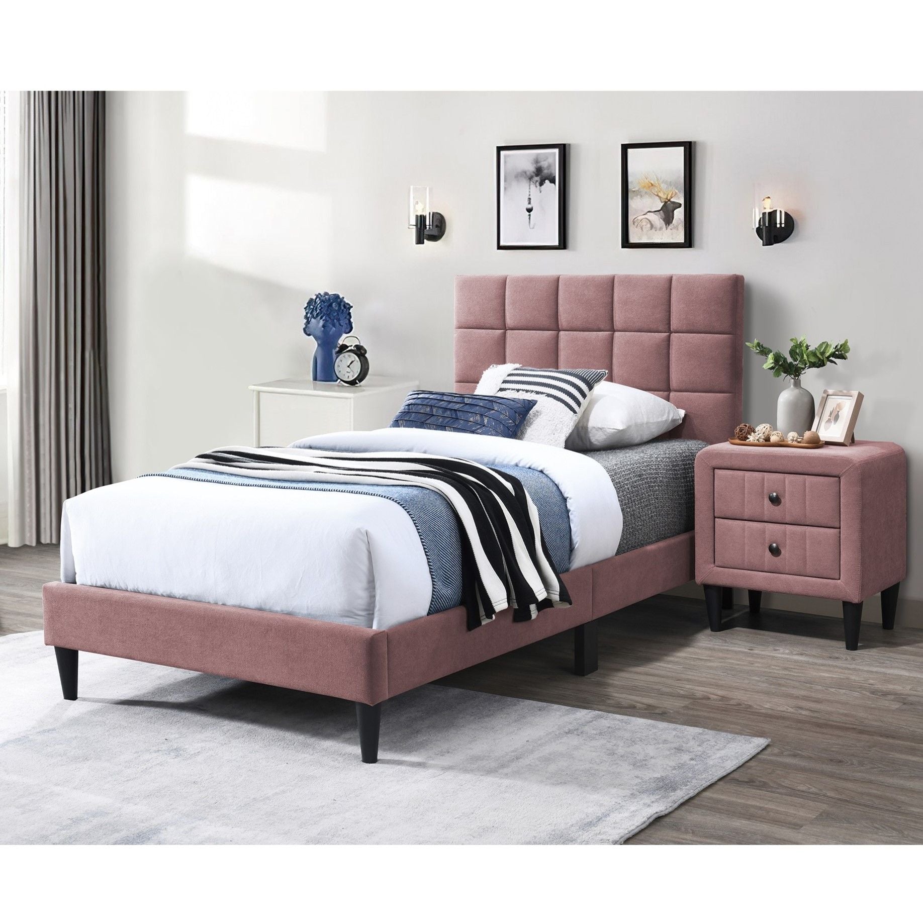Modern Bed With Adjustable Headboard