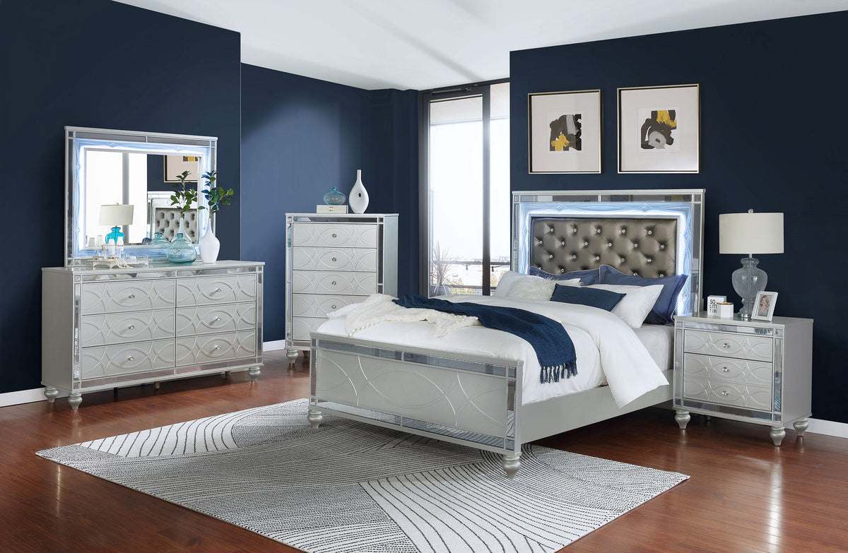 Gunnison 5-piece Bedroom Set Silver Metallic