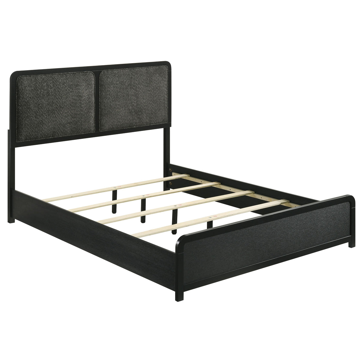Cavelle 5-piece Bedroom Set Black