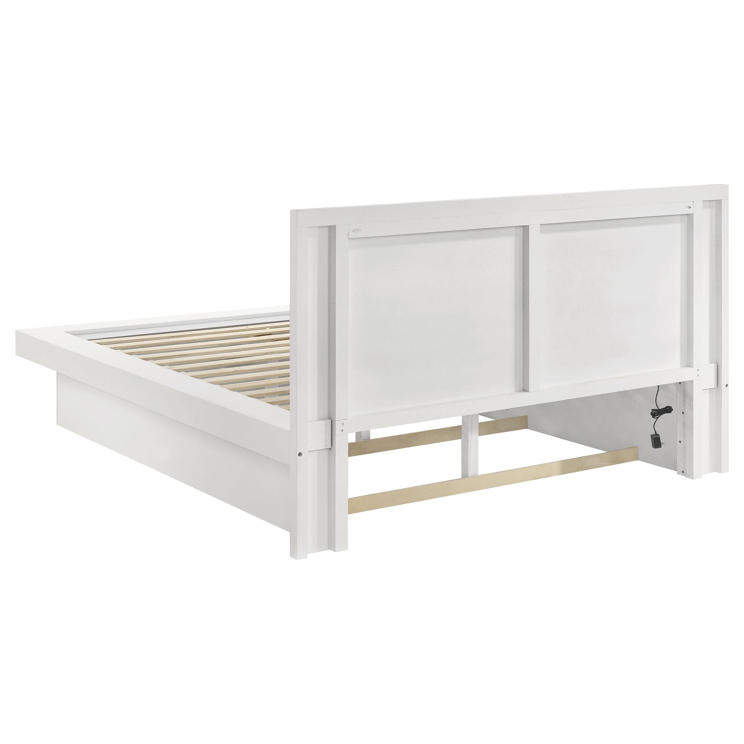 Diamond Modern Furniture COA Jessica King Platform Bed 202990KE IMAGE 3