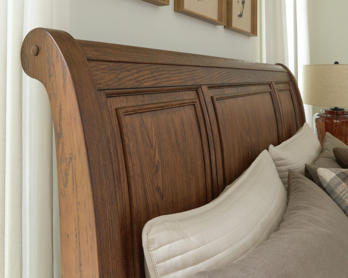 Zackaryn - Sleigh Storage Bed
