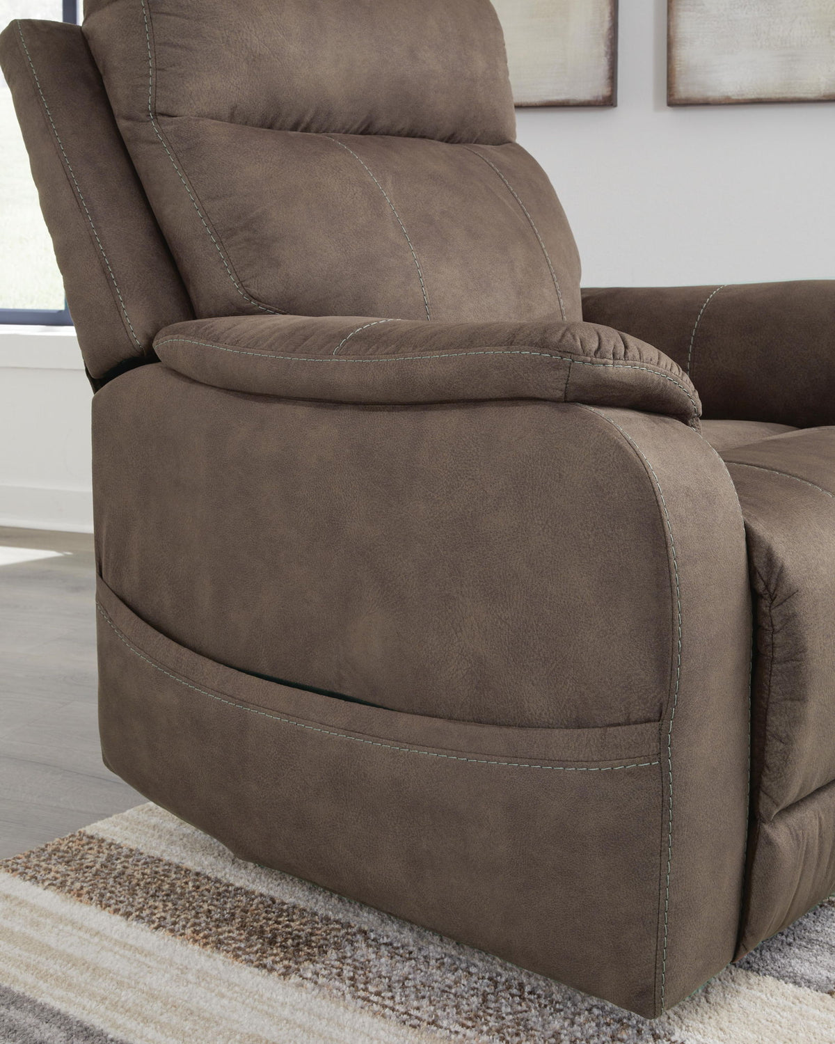 Crestmeade - Power Lift Recliner