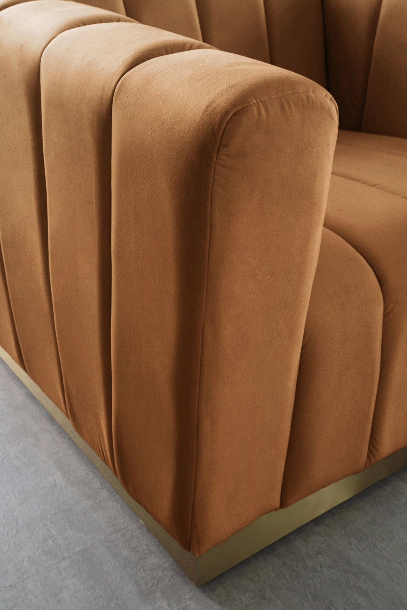 Marlon - Loveseat