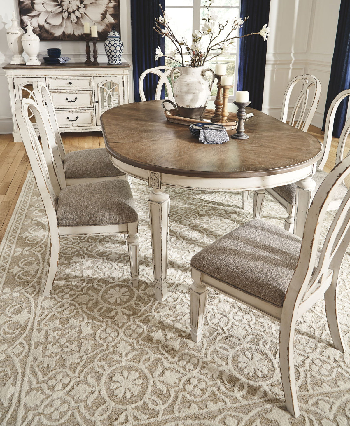 Realyn - Dining UPH Side Chair (Set of 2) - Ribbonback - Chipped White