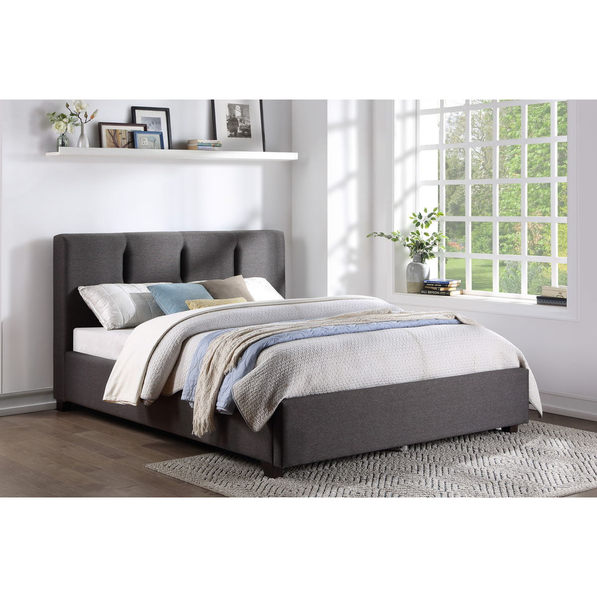 Aitana - Platform Bed