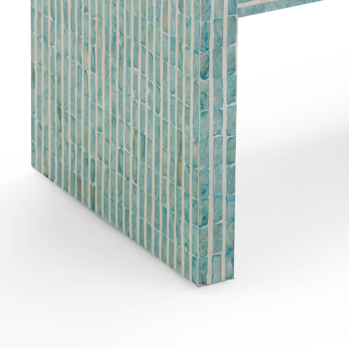 Derry - Nightstand