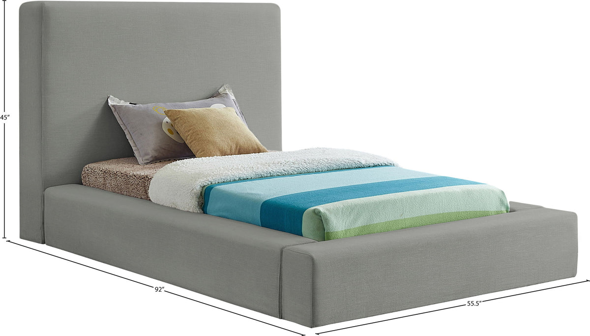 Devin - Bed