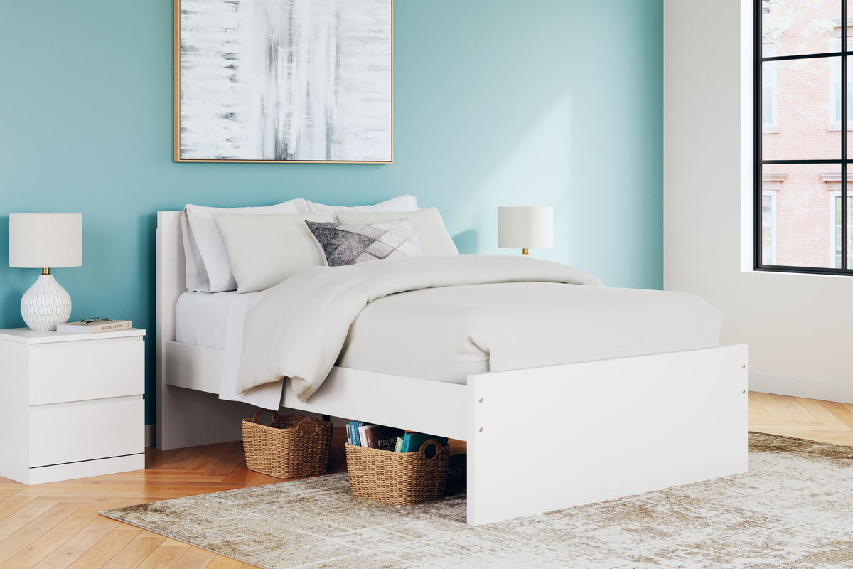 Onita - Panel Platform Bed