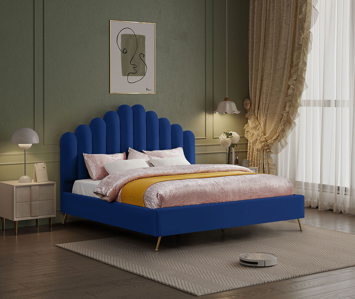 Lily - Bed