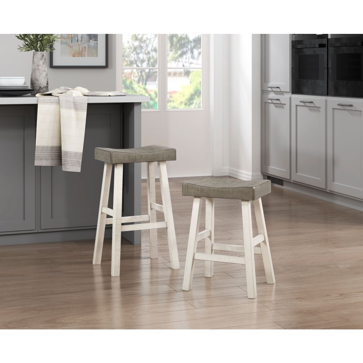 Caspian - Pub Height Set