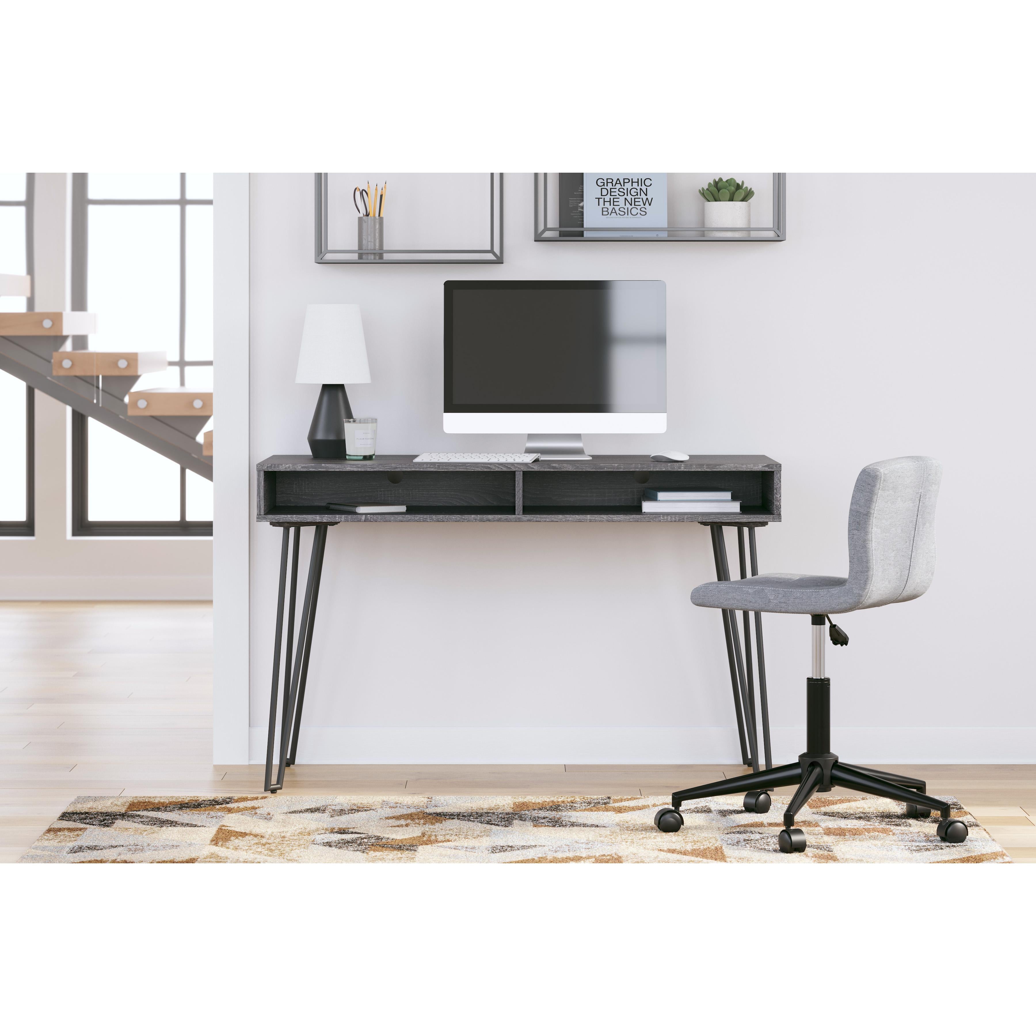 Signature Design by Ashley Strumford H449-114 Home Office Desk IMAGE 5
