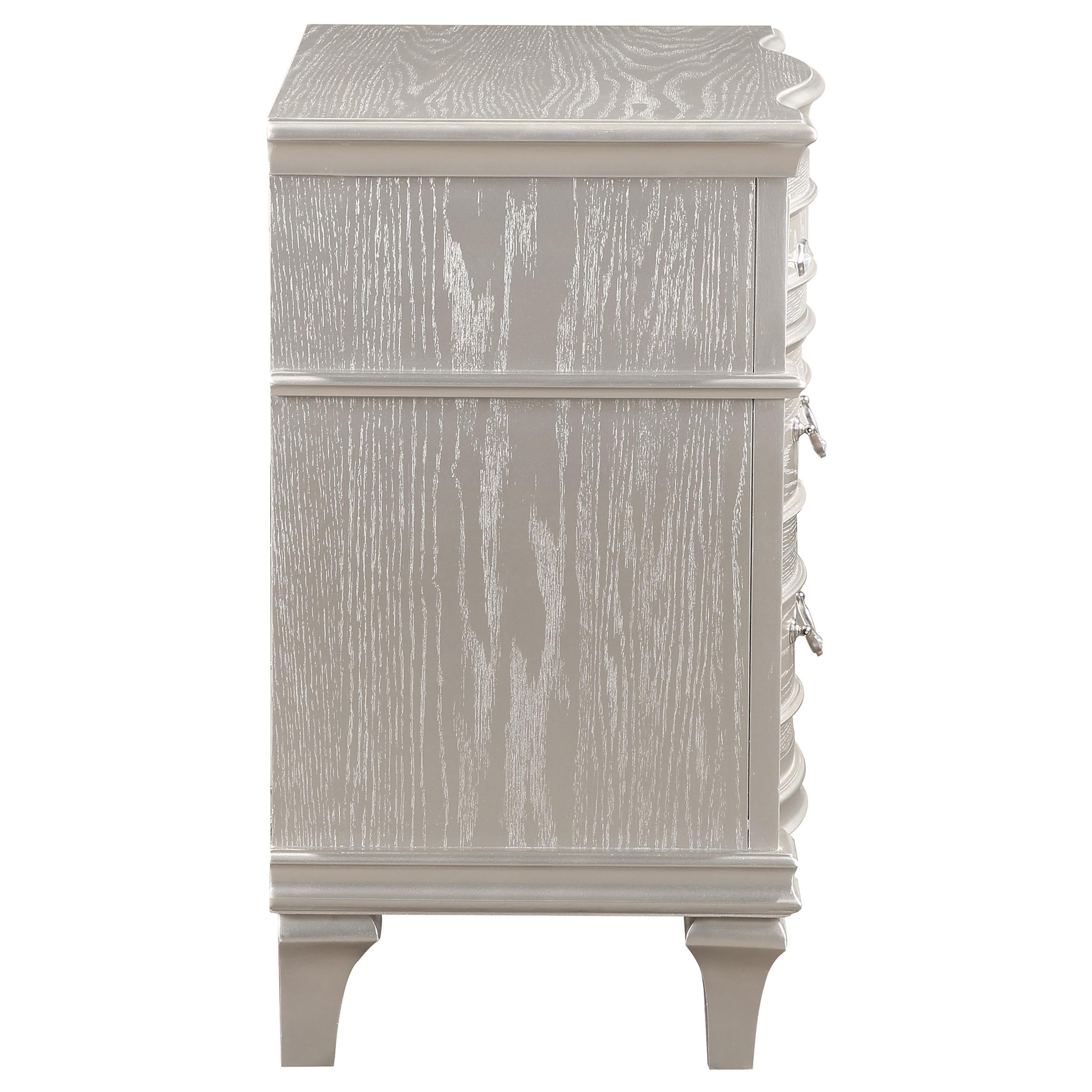 Coaster Furniture Evangeline 3-Drawer Nightstand 223392 IMAGE 8