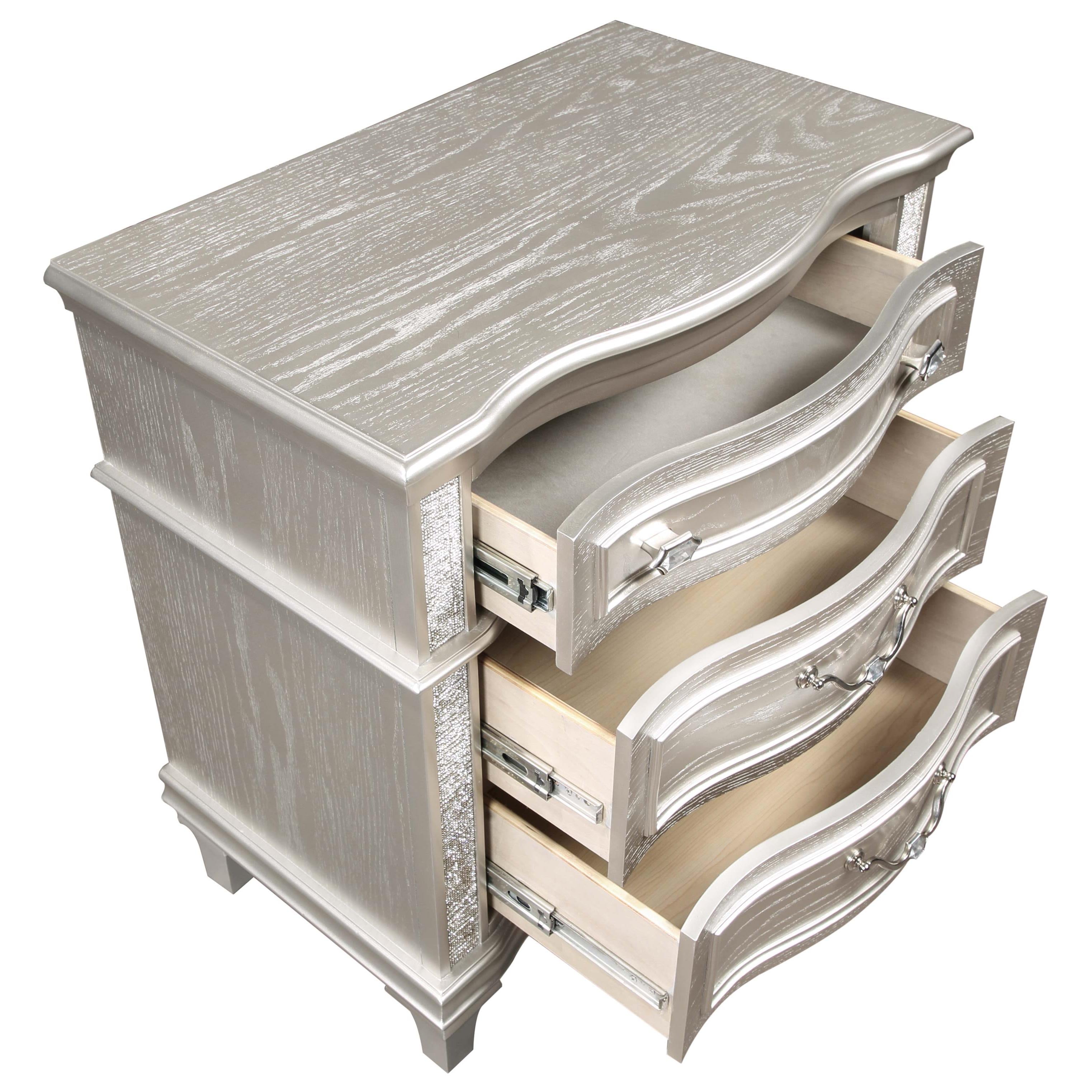 Coaster Furniture Evangeline 3-Drawer Nightstand 223392 IMAGE 9