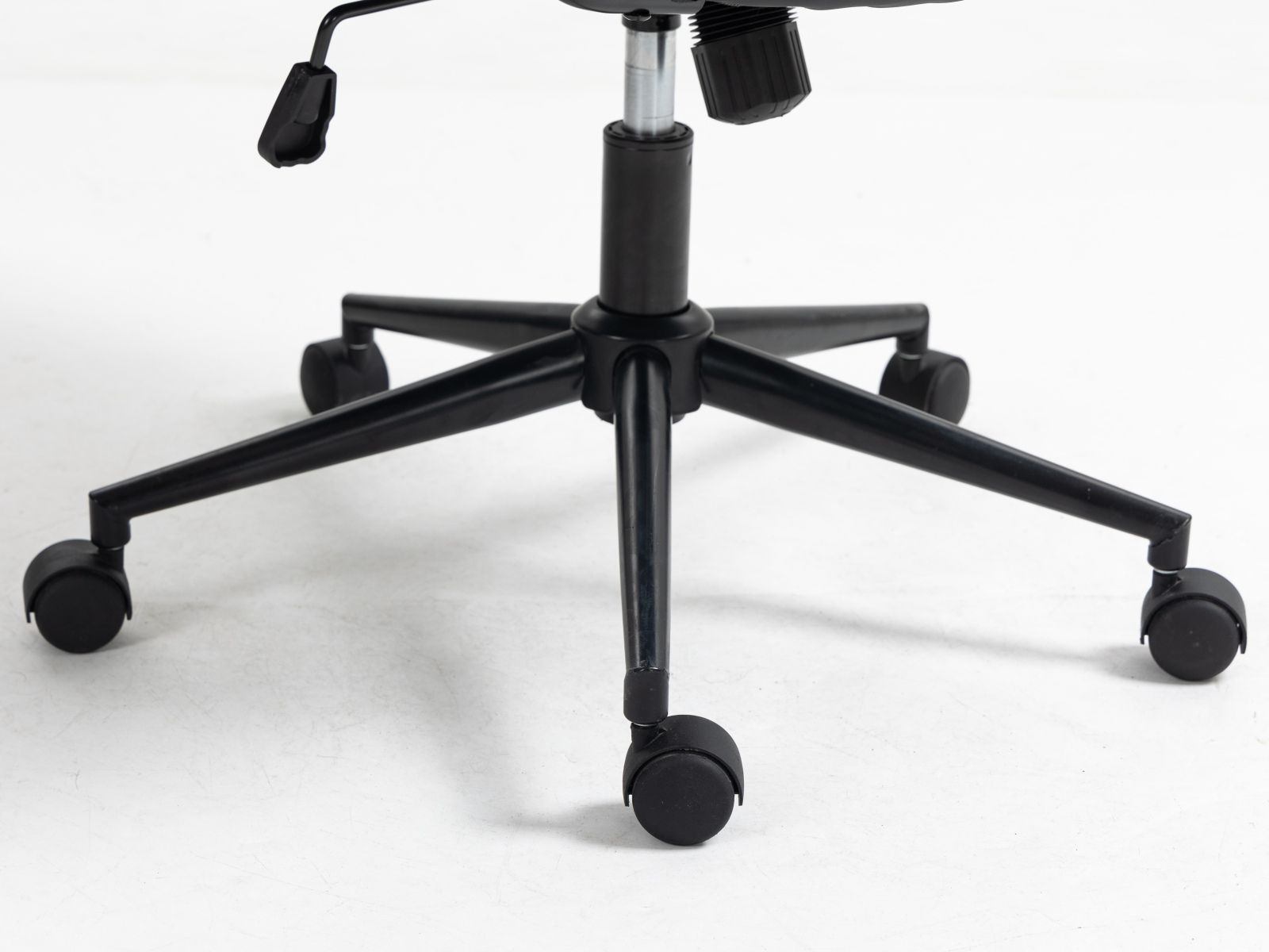 Office Chair, Mid Back Home Office Desk Task Chair With Wheels And Arms Ergonomic Computer Rolling Swivel Chair With Padded Armrest