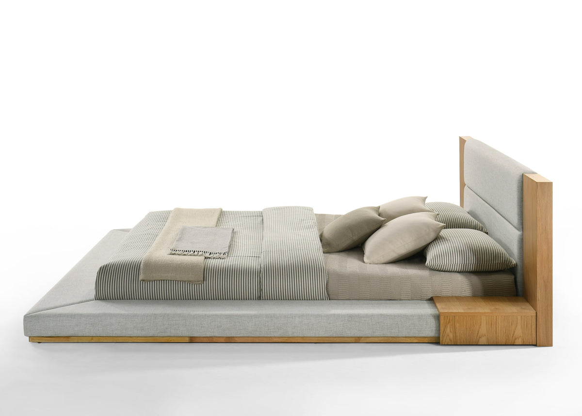 Jagger Modern Natural Oak Bed