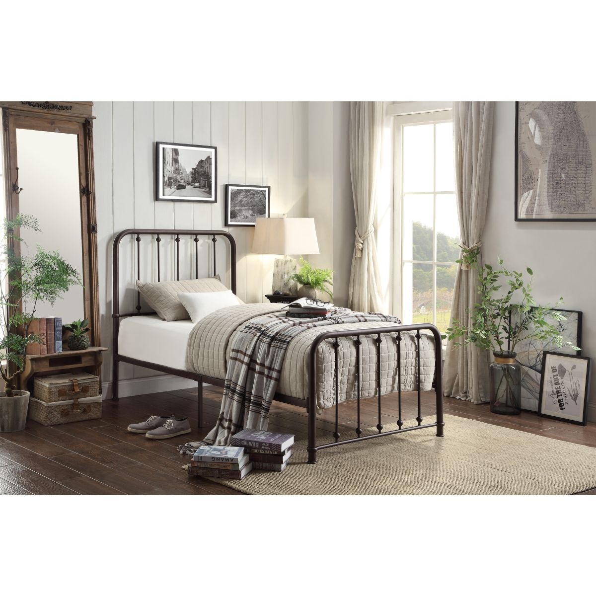 Larkspur - Platform Bed