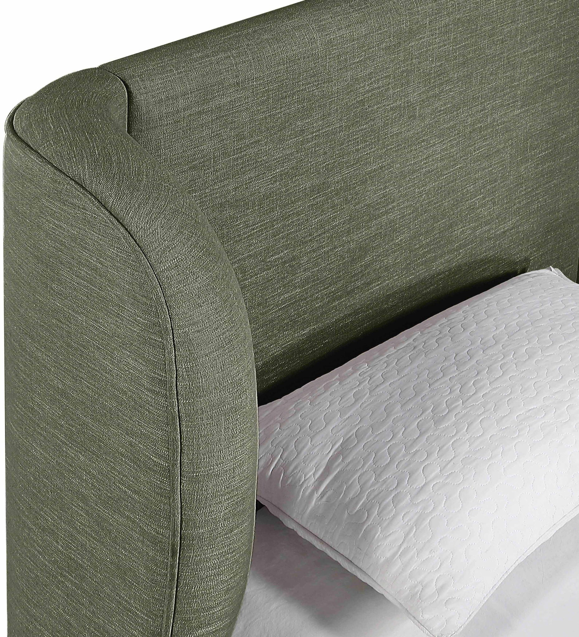 Aurin - Upholstered Bed