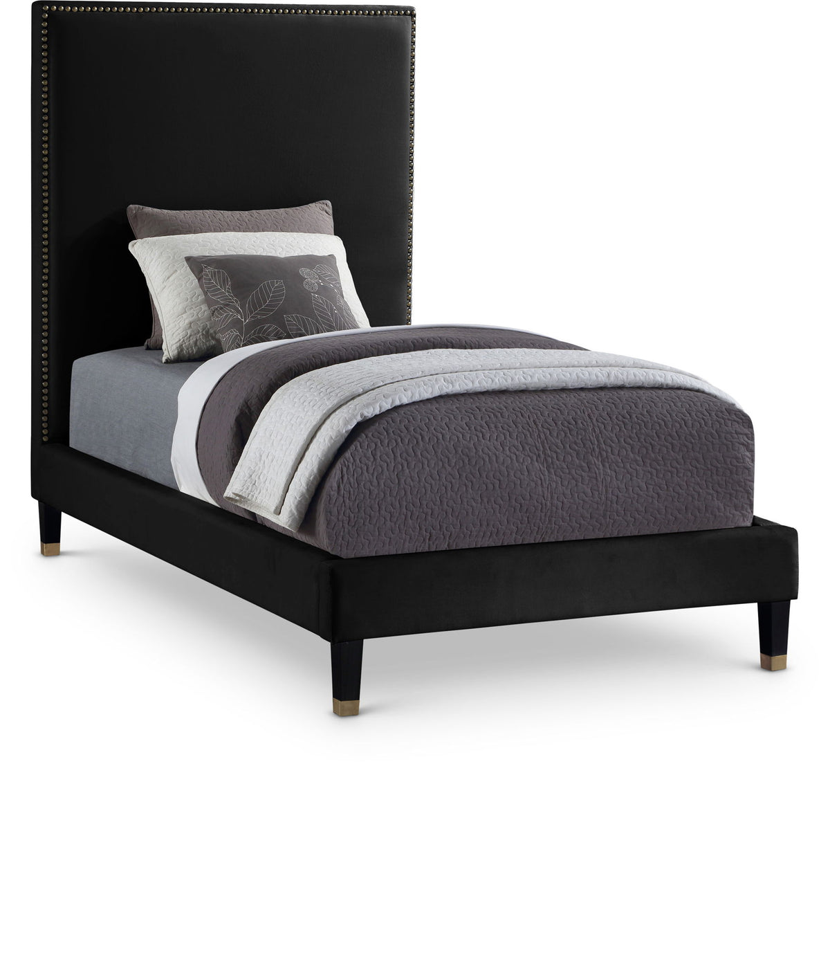 Harlie - Bed