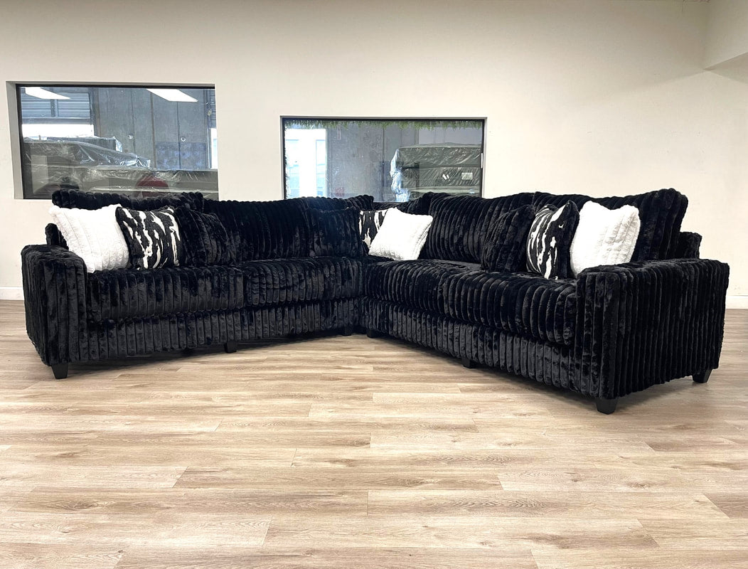 9600 Oversized Sectional – FREE TV or Area Rug!