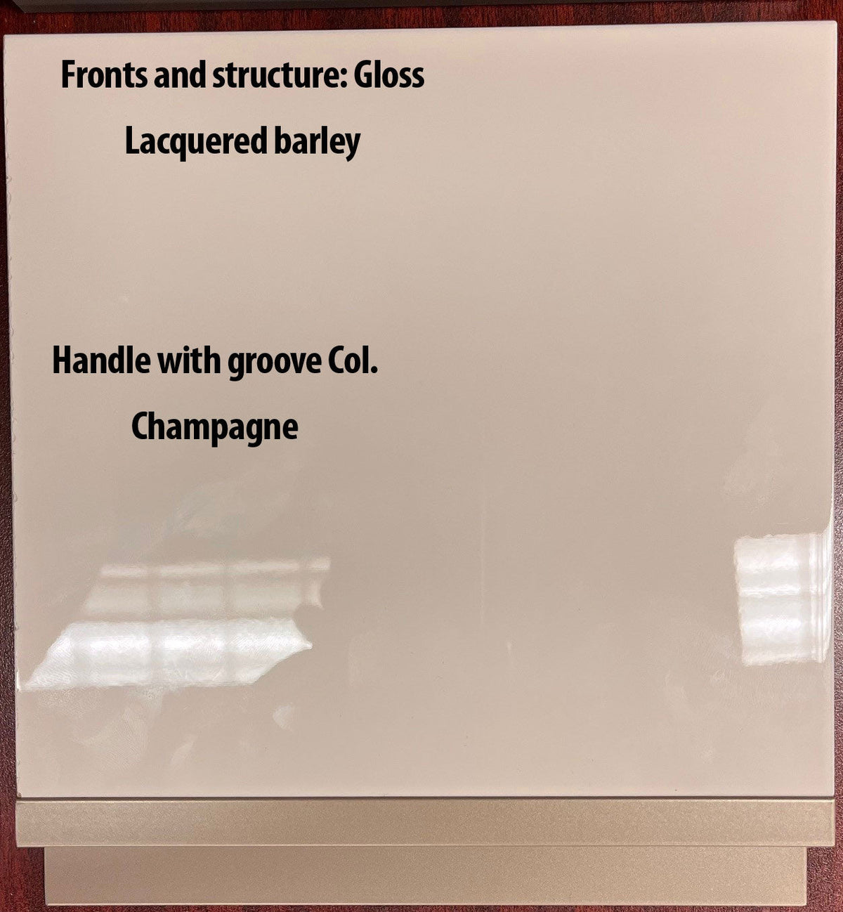Alfa Champagne Chest