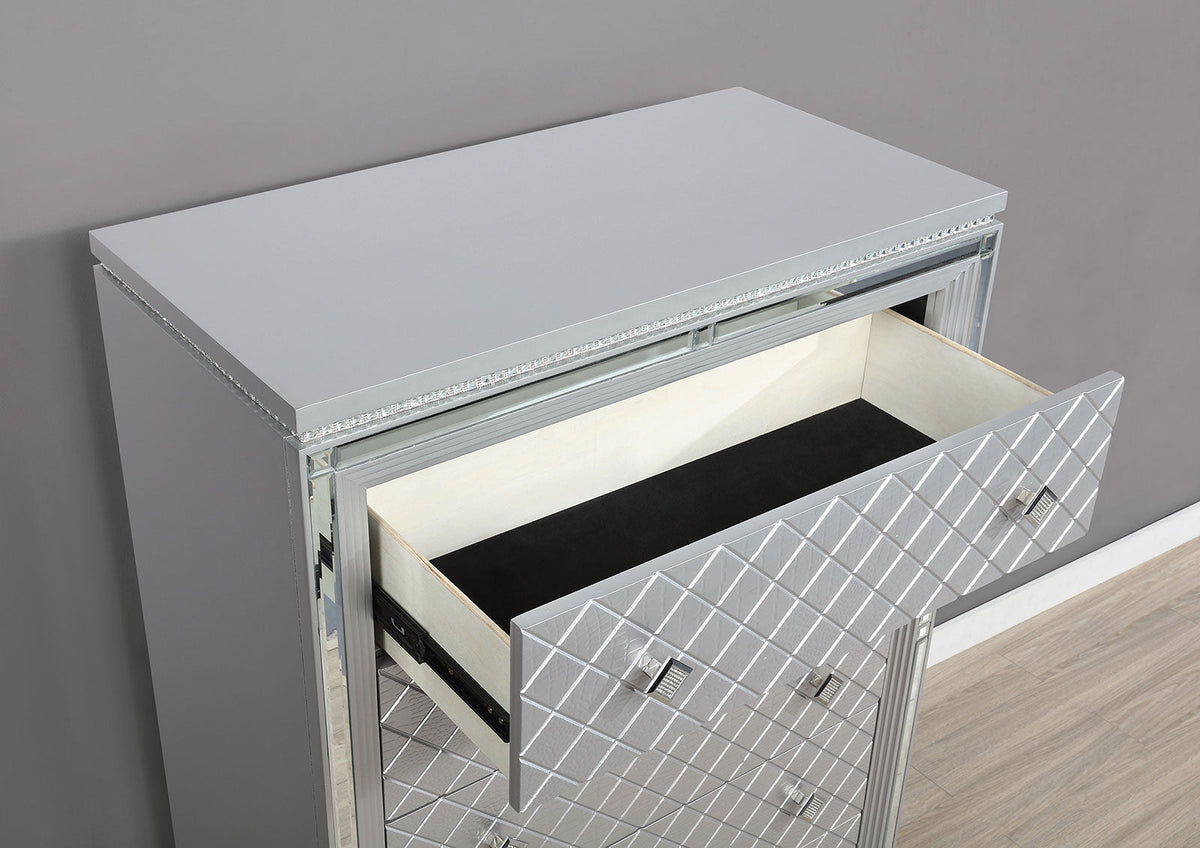 Belleterre Silver Chest