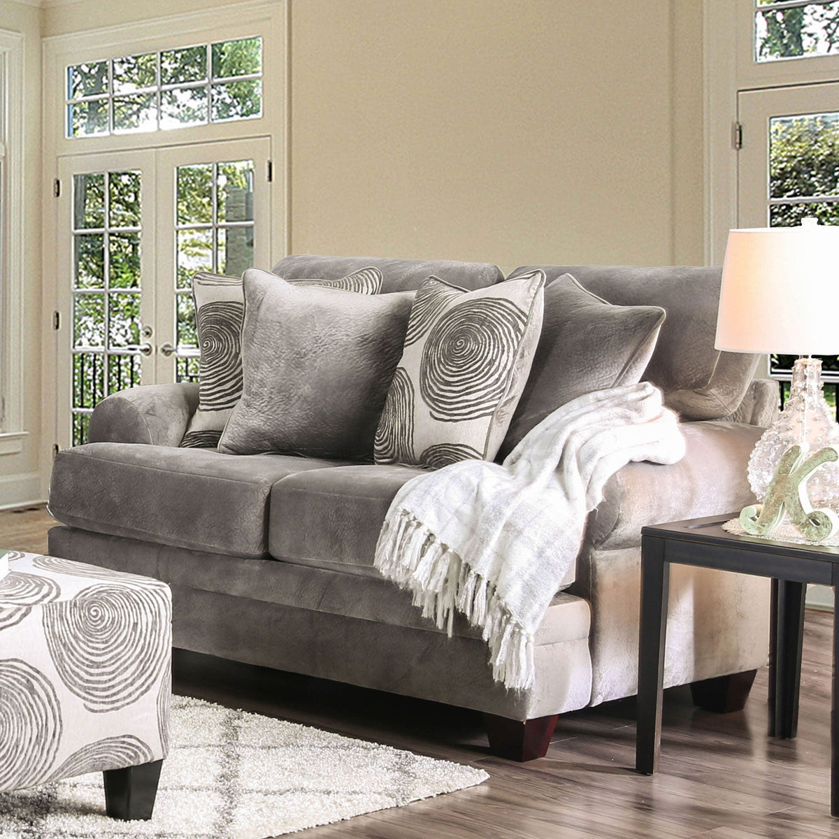Bonaventura Gray/Pattern Transitional Living Room Set