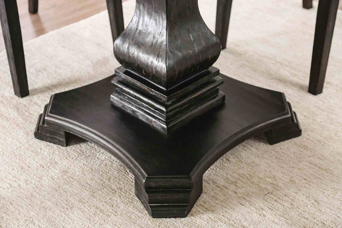 Elfredo White/Antique Black 5-Piece Dining Room Set