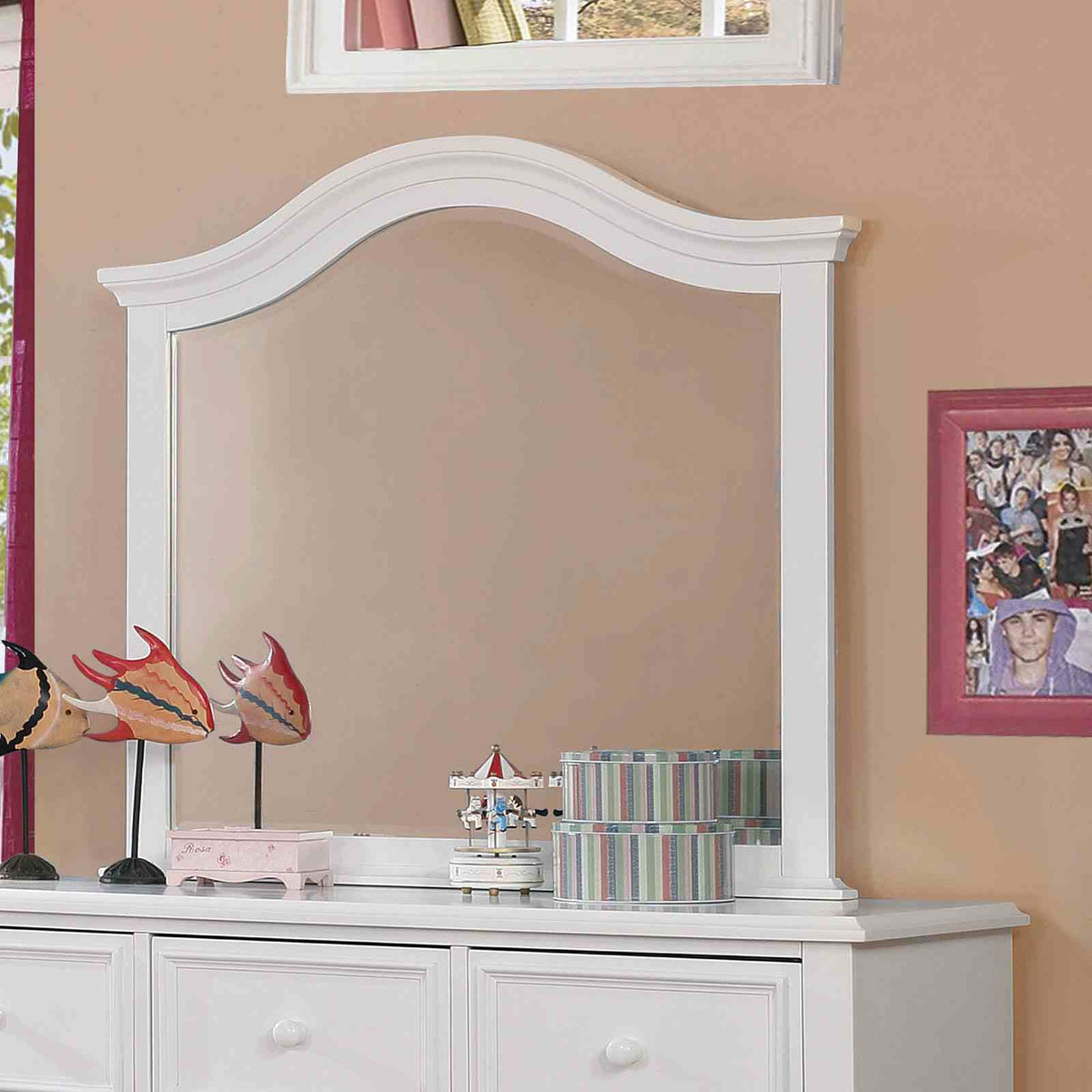Olivia White 4-Piece Twin Bedroom Set