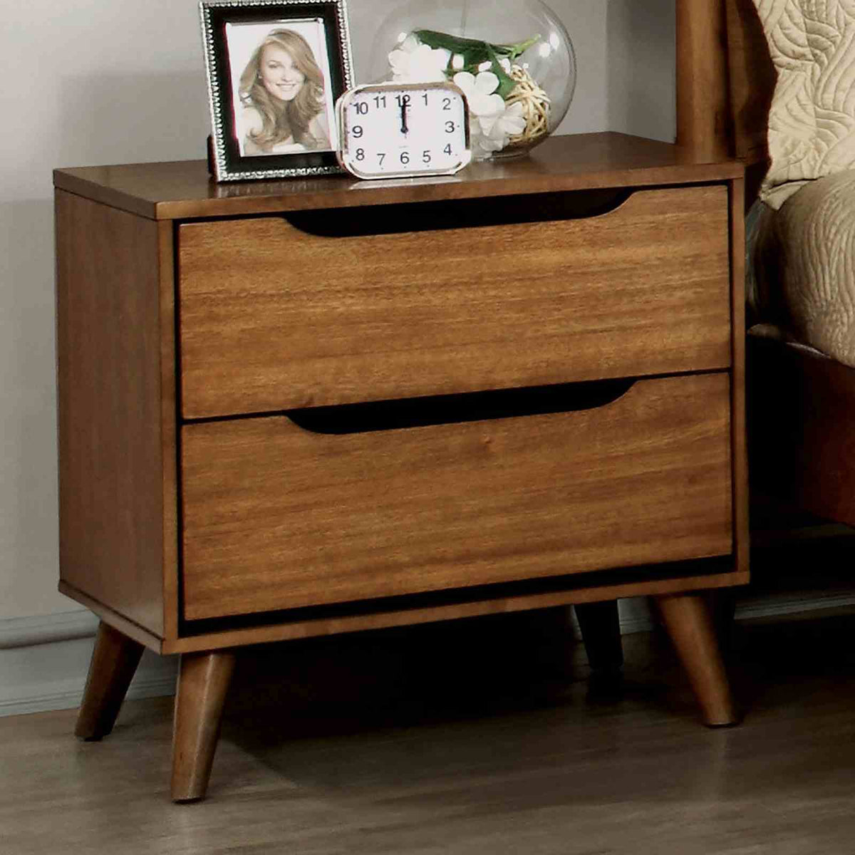 Lennart Oak 5-Piece Queen Bedroom Set