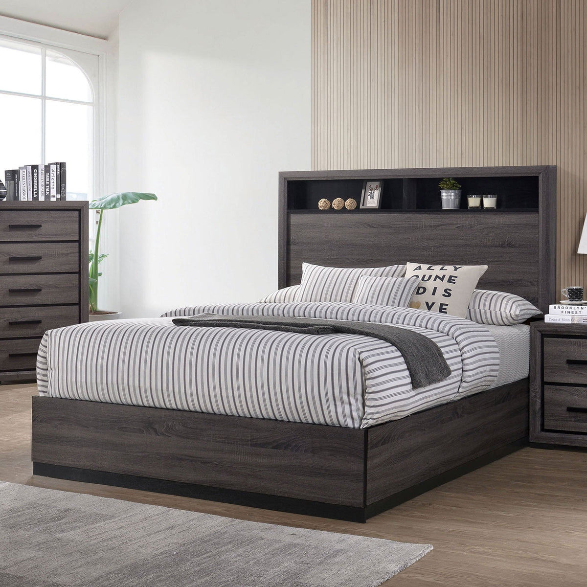 Conwy Gray Contemporary Bedroom Set
