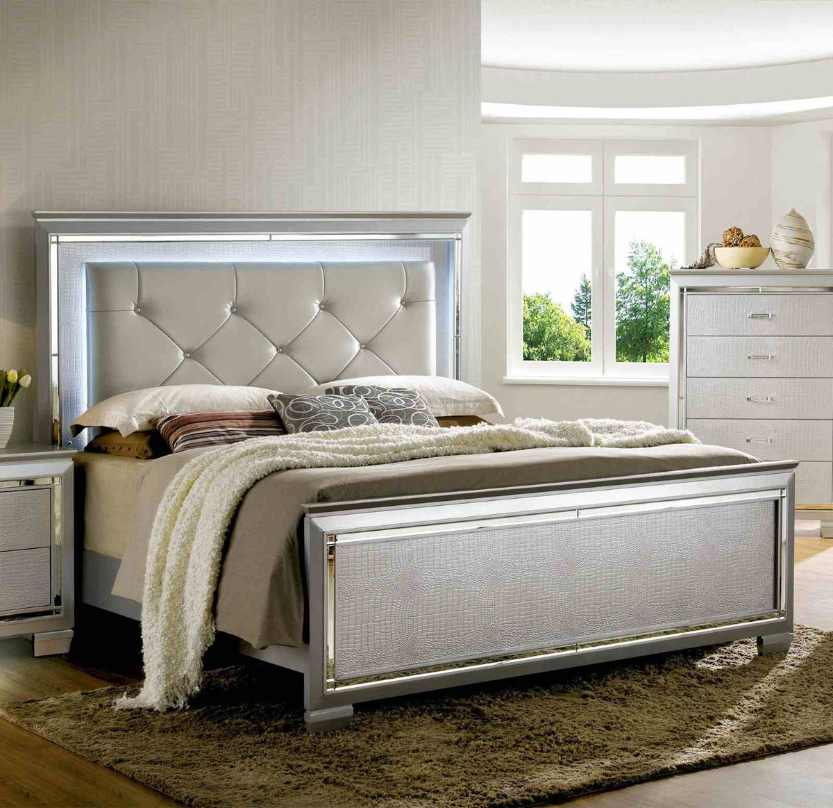 Bellanova Silver California King Bed