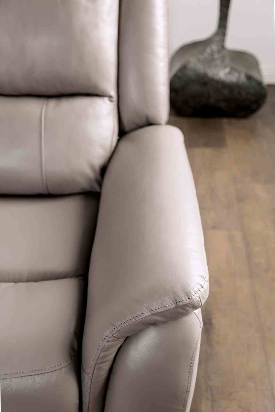 Gorgius Light Gray Power Loveseat