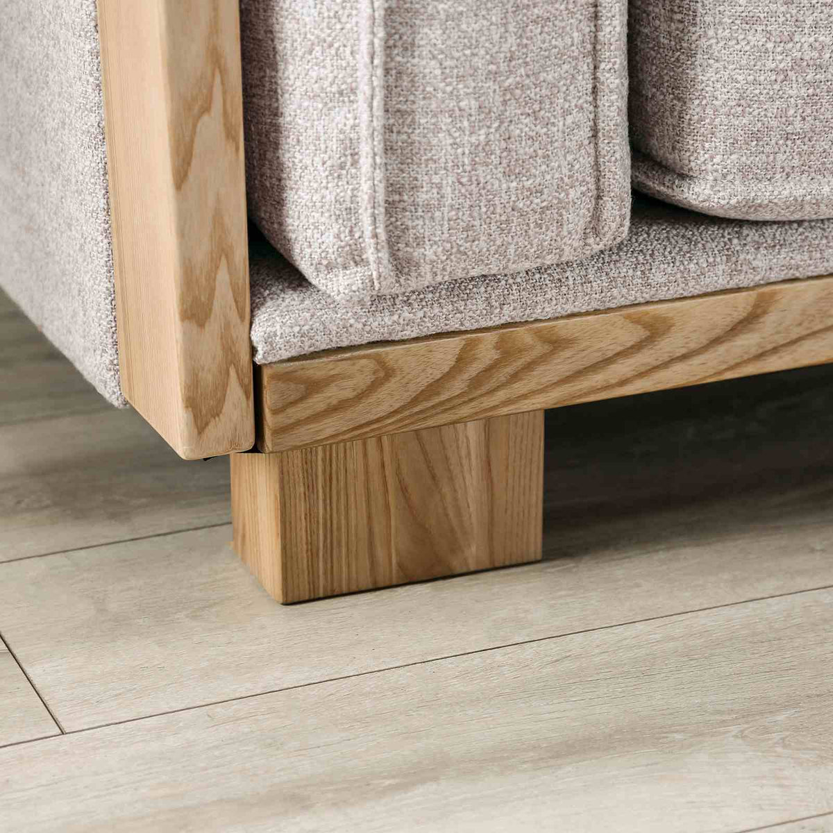 Harstad Light Brown/Natural Chair