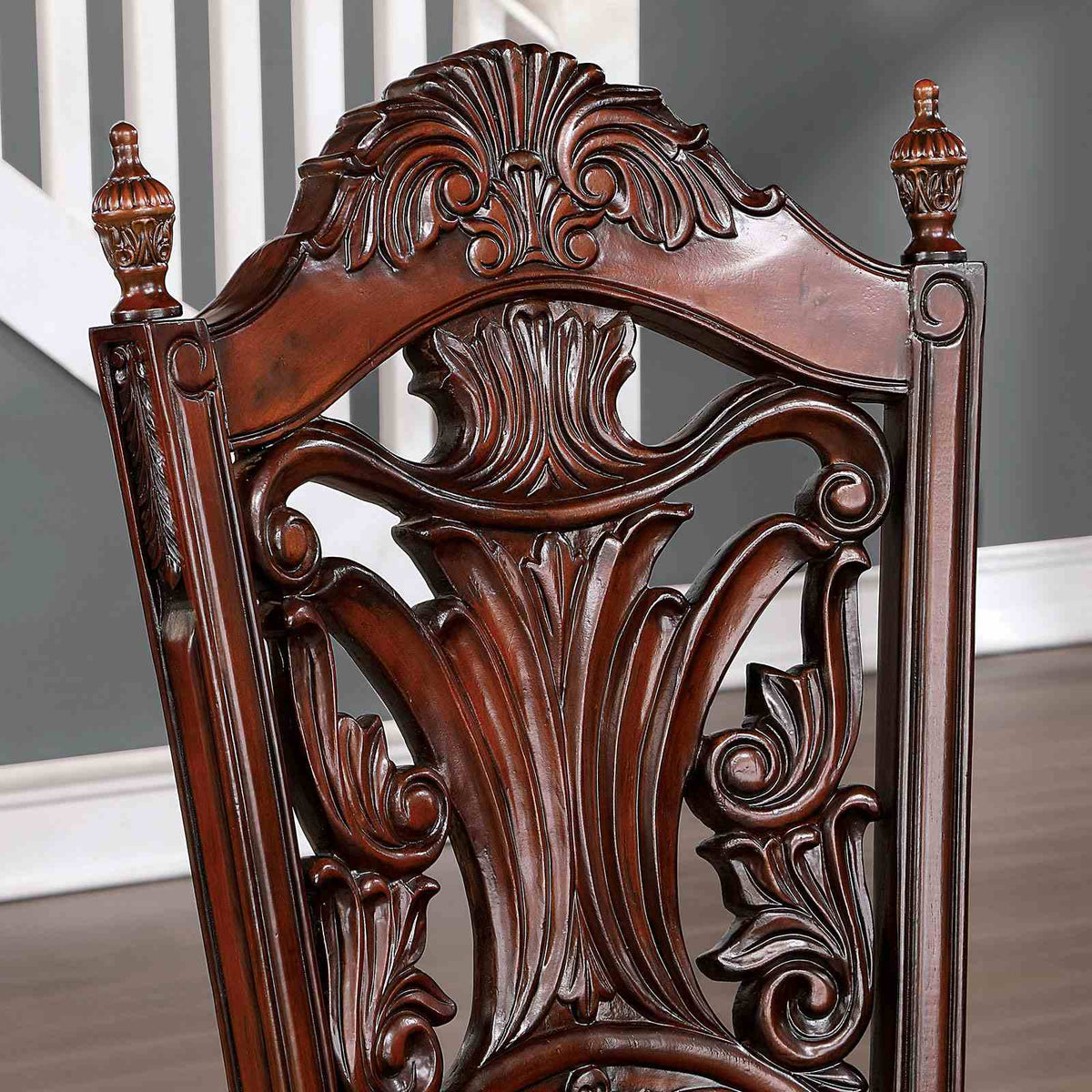 Canyonville Brown Cherry 9-Piece Dining Room Set