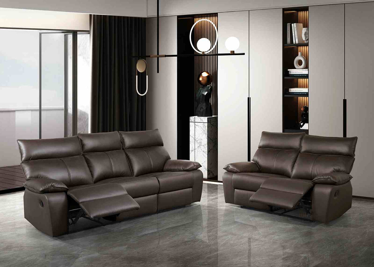 Onoria Brown Manual Recline Loveseat