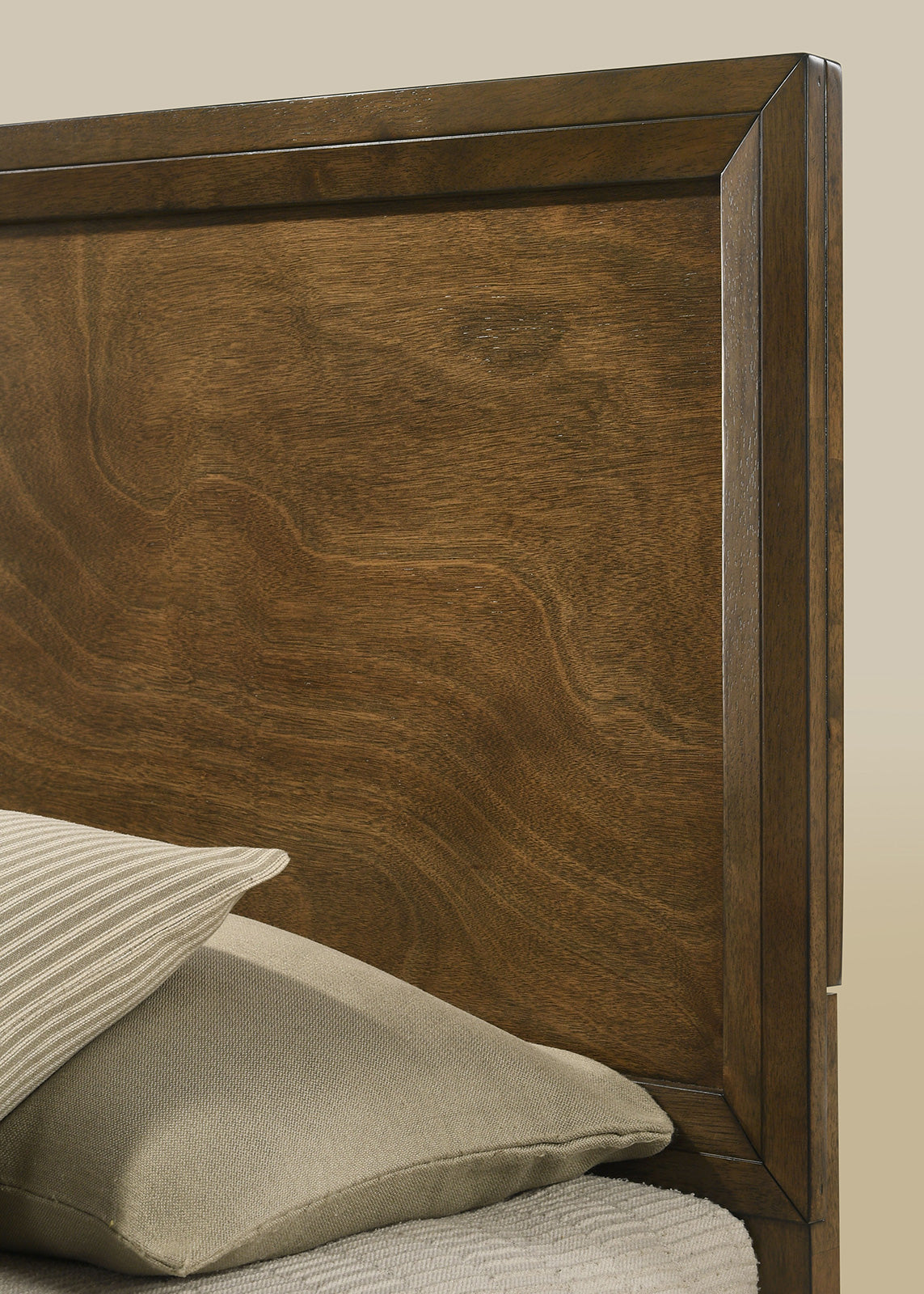 Kirkham Walnut Transitional Bedroom Set