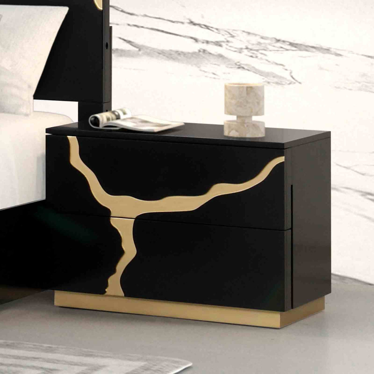 Goldsberg Black/Gold Nightstand