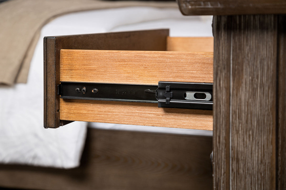 Merthyr Brown Transitional Bedroom Set