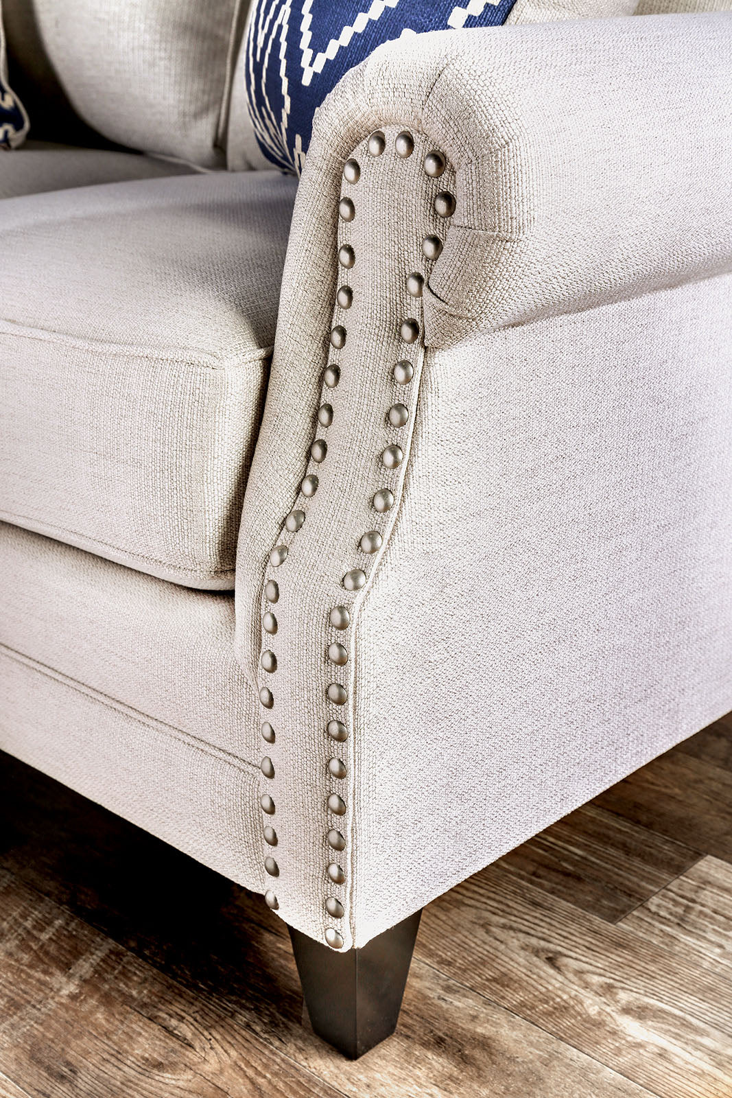 Giovanni Beige/Blue Transitional Living Room Set