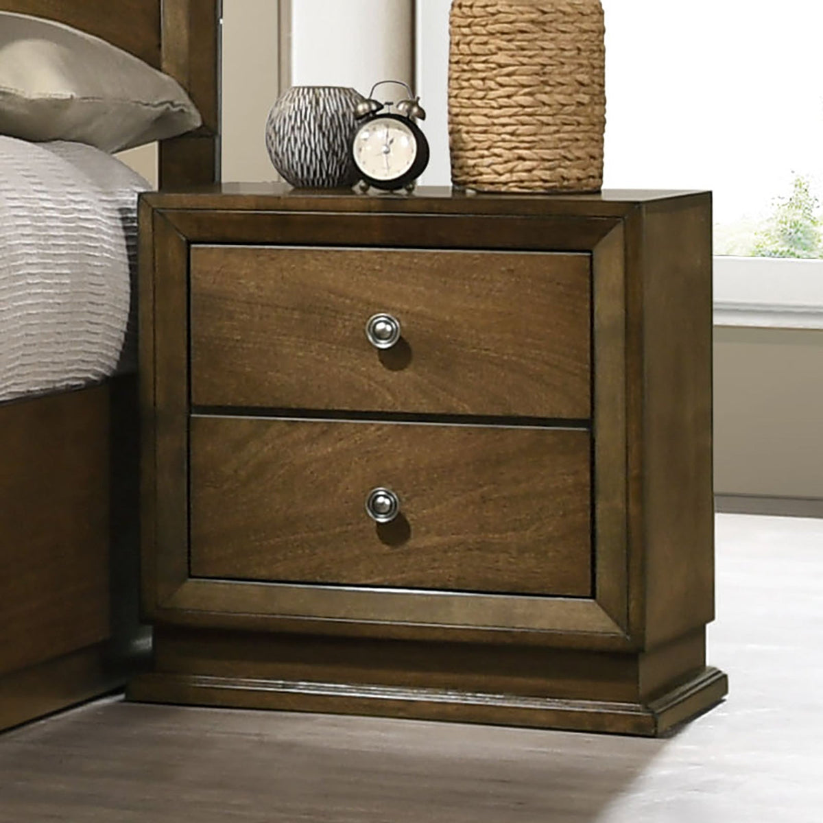 Kirkham Walnut Transitional Bedroom Set