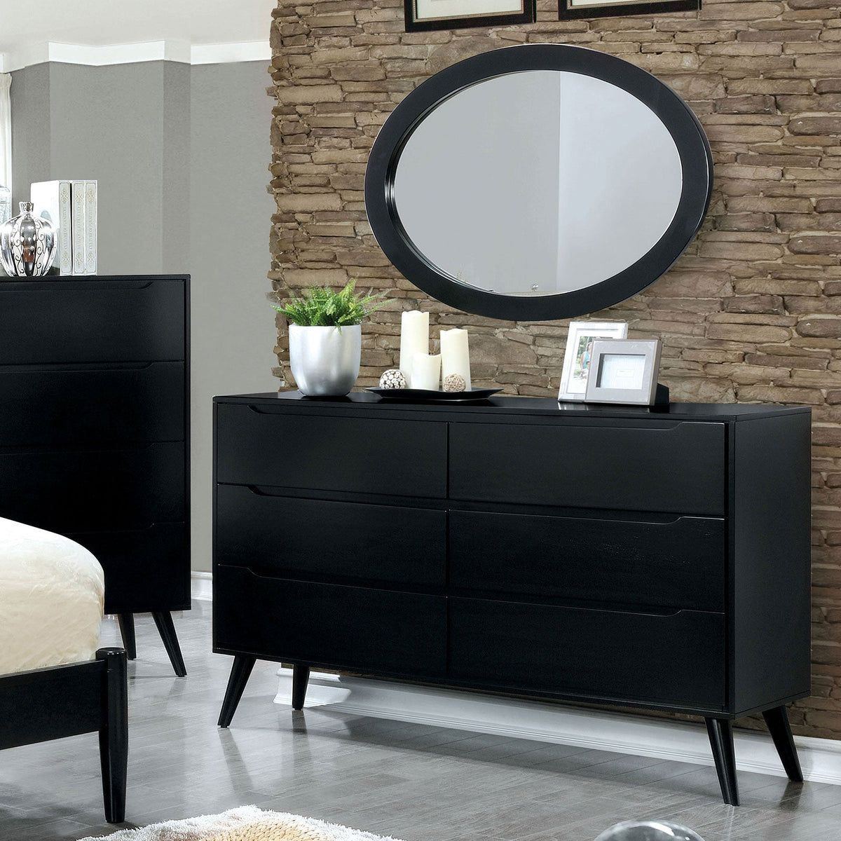 Lennart Black Dresser