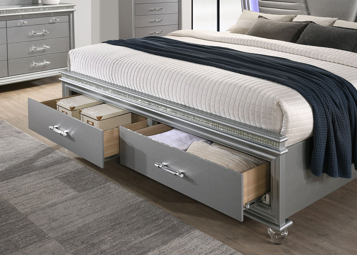Maddie Silver Queen Bed