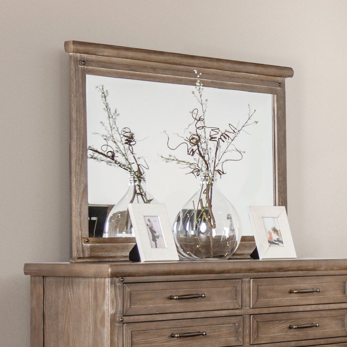 Merthyr Brown Transitional Bedroom Set