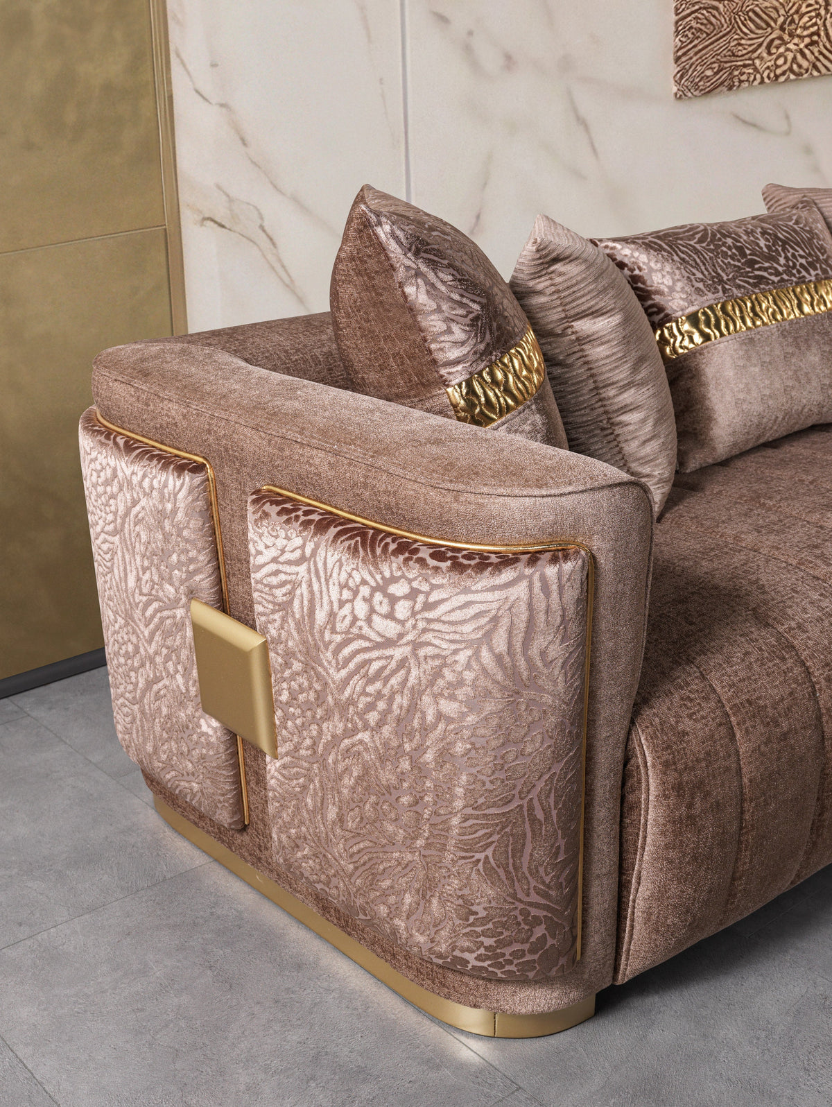 Carlina Coffee/Gold Velvet Sofa