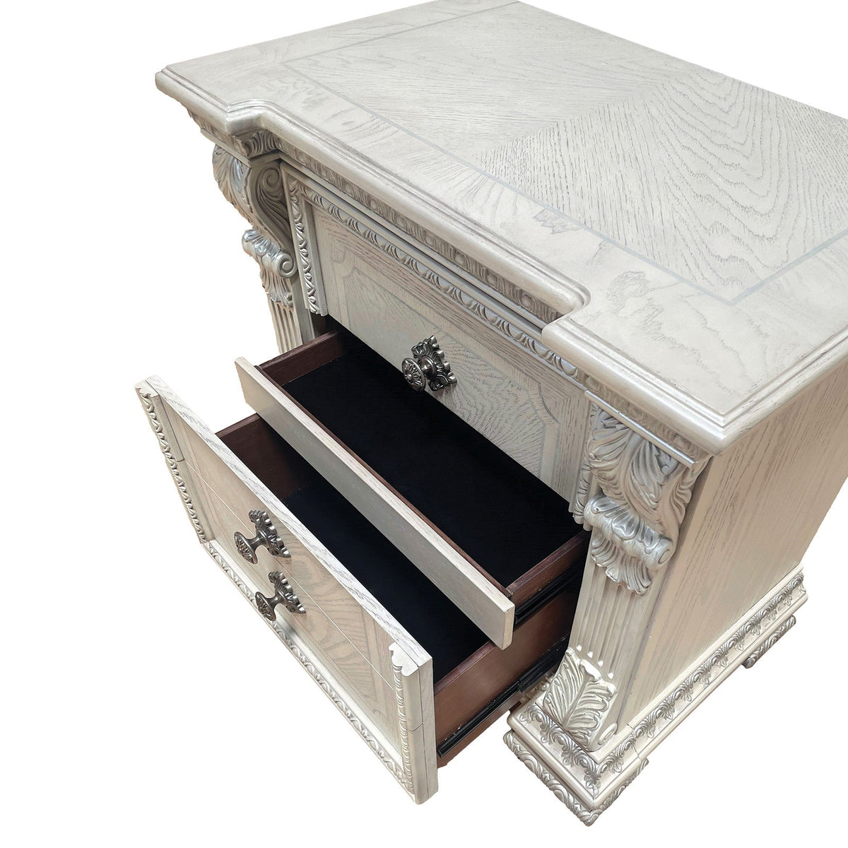 Promenade Wire Brushed White Traditional Bedroom Set